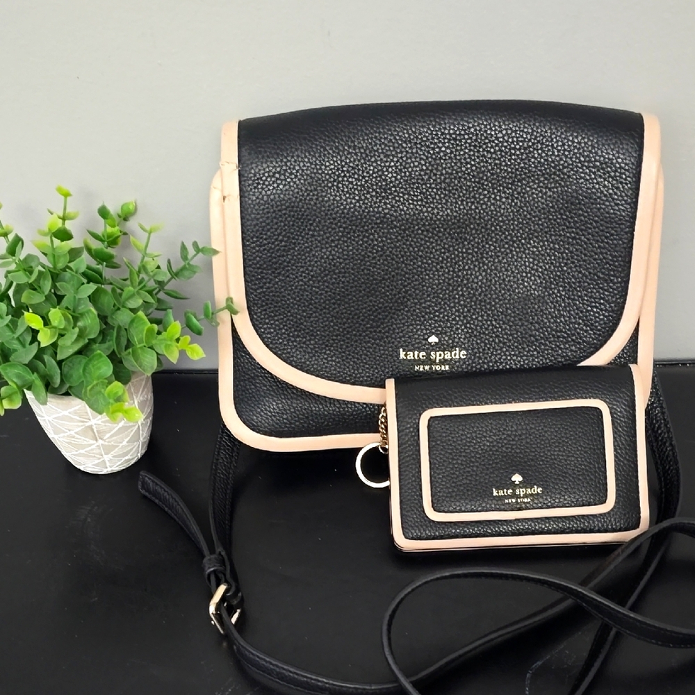 KATE SPADE CROSSBODY BAG AND MATCHING WALLET SET 💖